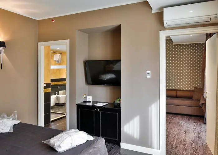 Savoia Regency Hotell 4*