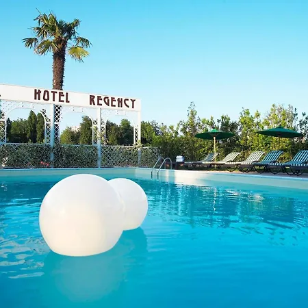Hotell Savoia Regency