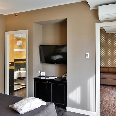 Savoia Regency Hotell 4*