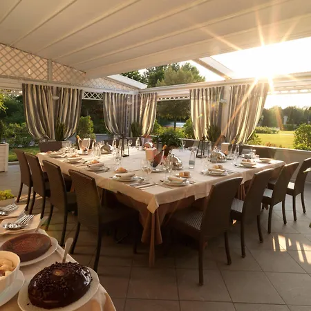 Savoia Regency Hotell