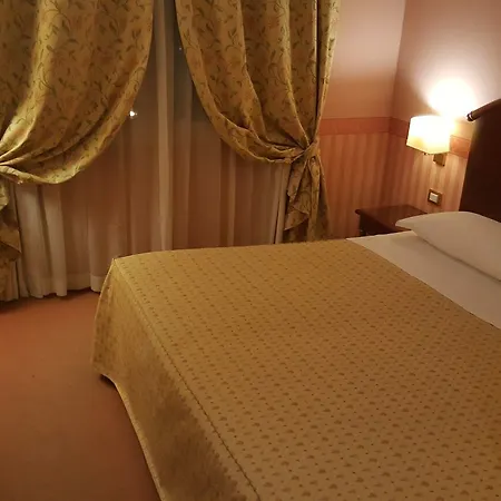 Hotell Savoia Regency